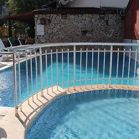 Icmeler Apart Hotel İçmeler